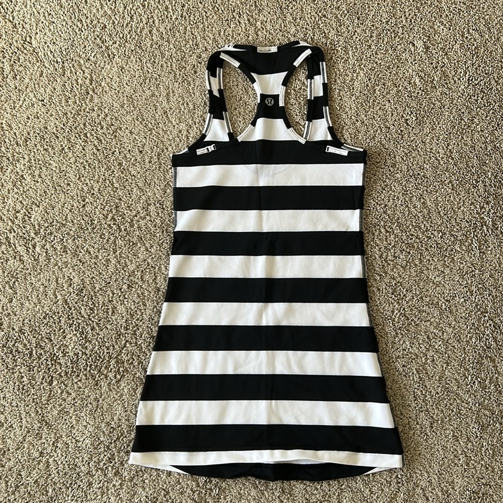 Lululemon Racer back Tank *New without Tag - Picture 4 of 5